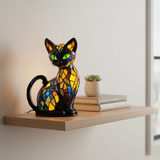 Gato Elegante Kifinomult